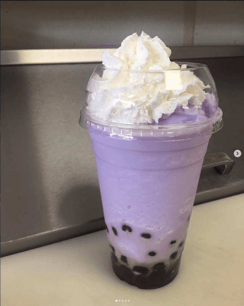 Taro boba cremoso de Boba Fresca, Woodlake
